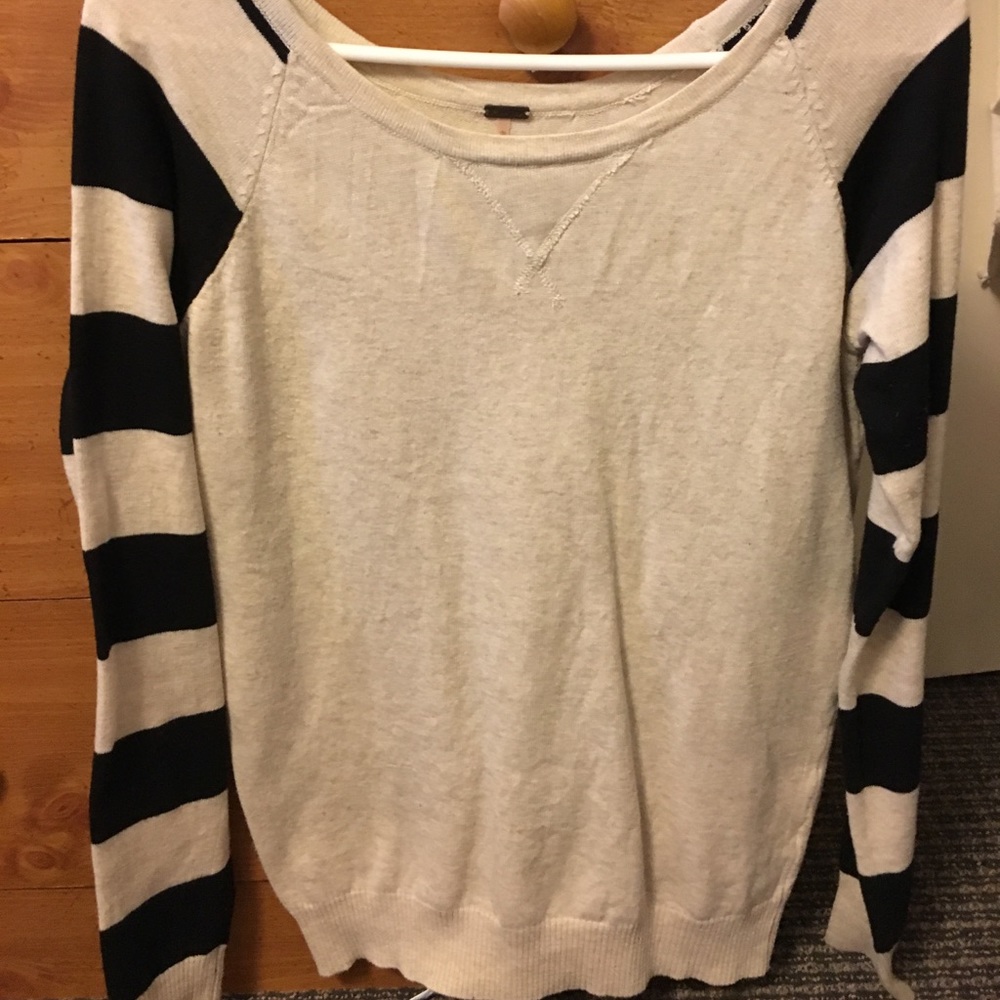 Women’s sweater